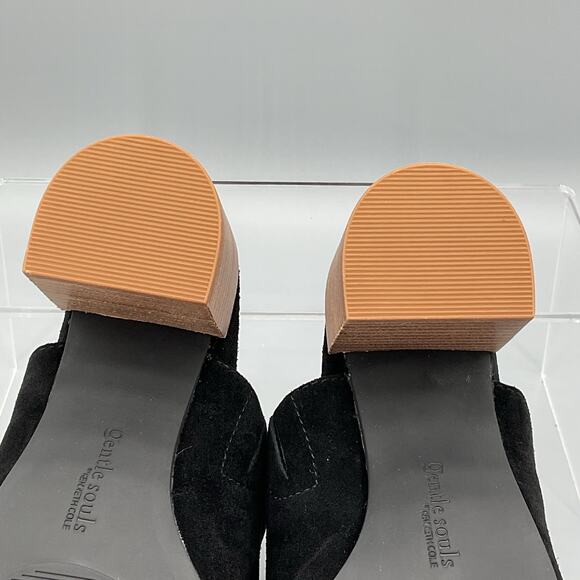 NEW Gentle Souls by Kenneth Cole Women’s Chas Suede Sandals Black Size 8M - Picture 9 of 10